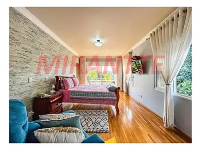 Sobrado com 3 Quartos à venda, 380m² no Caraguatá, Mairiporã