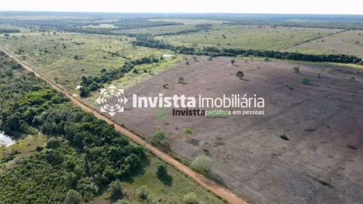 Fazenda / Sítio / Chácara com 4 Quartos à venda, 890m² no Centro, Cristalândia