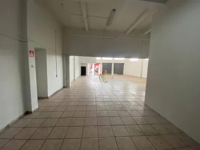 Loja / Salão / Ponto Comercial para alugar, 180m² no Vila São Carlos, Mogi Guaçu
