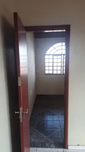 Casa com 8 Quartos à venda, 300m² no Riacho Fundo I, Brasília