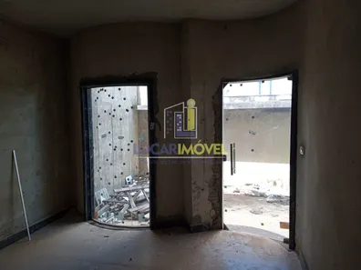 Sobrado com 3 Quartos à venda, 200m² no Candeias, Vitória da Conquista