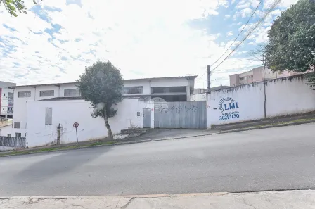 Galpão / Depósito / Armazém à venda, 910m² no Roça Grande, Colombo