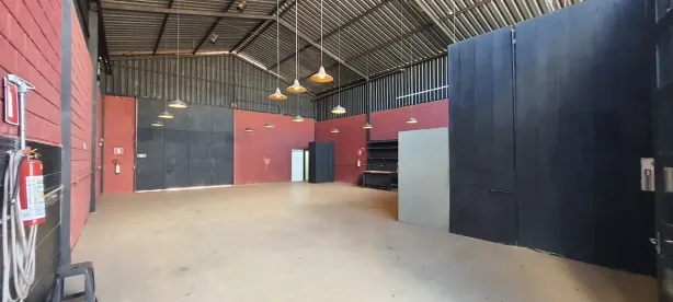 Galpão / Depósito / Armazém à venda, 217m² no Jardim Canadá, Nova Lima