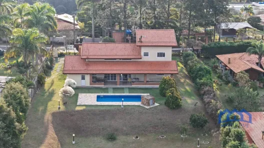 Fazenda / Sítio / Chácara com 4 Quartos à venda, 2700m² no , Mairinque