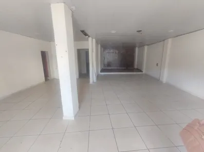 Loja / Salão / Ponto Comercial à venda, 90m² no Chatuba, Mesquita