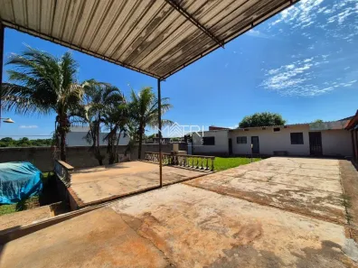 Fazenda / Sítio / Chácara com 4 Quartos à venda, 346m² no Jardim Del Rei, Araraquara
