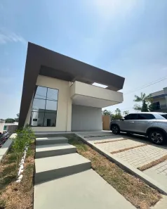 Casa de Condomínio com 3 Quartos para venda ou aluguel, 300m² no Ponta Negra, Manaus