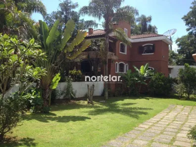 Casa de Condomínio com 4 Quartos para venda ou aluguel, 550m² no Cumbari, Mairiporã