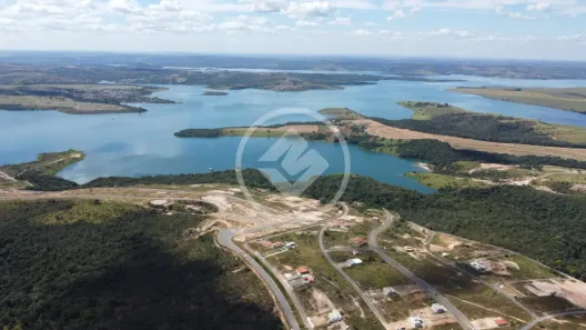 Terreno / Lote / Condomínio à venda, 826m² no Condomínio Ventura, 