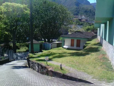 Apartamento com 2 Quartos para alugar, 90m² no Morin, Petrópolis