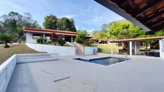 Fazenda / Sítio / Chácara com 2 Quartos à venda, 7000m² no , Mairinque