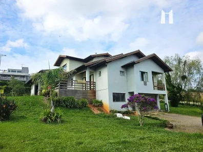 Fazenda / Sítio / Chácara com 4 Quartos à venda, 252m² no Rondinha, Campo Largo