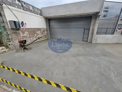 Conjunto Comercial / Sala para alugar, 55m² no Rio Abaixo, Itaquaquecetuba