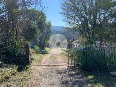 Fazenda / Sítio / Chácara com 3 Quartos à venda, 100m² no Itaboa, Campo Largo