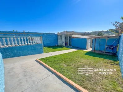 Fazenda / Sítio / Chácara com 3 Quartos à venda, 126m² no Caçapava Velha, Caçapava