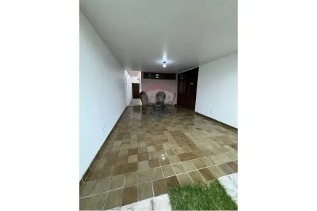Casa com 4 Quartos à venda, 257m² no São Francisco, Caruaru
