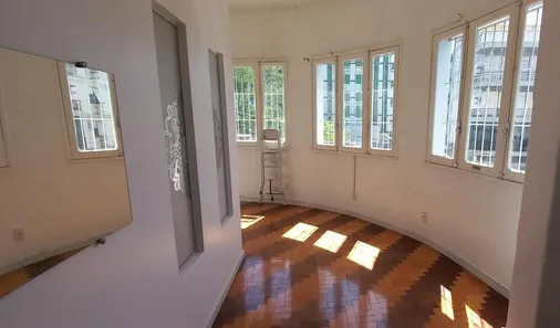 Loja / Salão / Ponto Comercial à venda, 71m² no Centro, Santa Maria