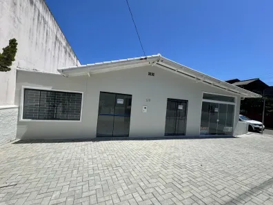 Loja / Salão / Ponto Comercial para venda ou aluguel, 278m² no Centro, Penha