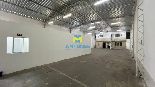 Galpão / Depósito / Armazém para alugar, 450m² no Ipsep, Recife