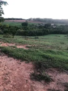 Terreno / Lote / Condomínio à venda, 1m² no Centro, Cláudio