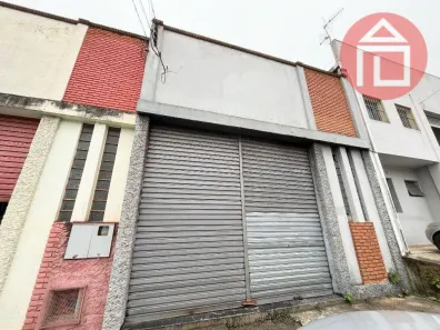 Galpão / Depósito / Armazém para alugar, 200m² no Vila Santa Cristina, Bragança Paulista