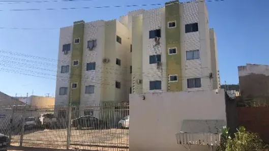 Apartamento com 2 Quartos à venda, 54m² no Bandeirantes, Barreiras