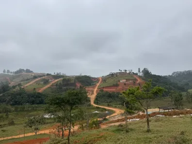 Terreno / Lote / Condomínio à venda, 600m² no , Igaratá