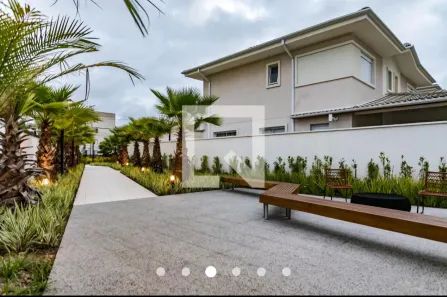 Casa de Condomínio com 3 Quartos para venda ou aluguel, 117m² no Cézar de Souza, Mogi das Cruzes