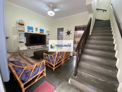 Sobrado com 2 Quartos para venda ou aluguel, 58m² no Centro, Mongaguá