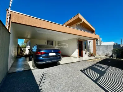 Casa com 3 Quartos para alugar, 365m² no Itacolomi, Balneário Piçarras