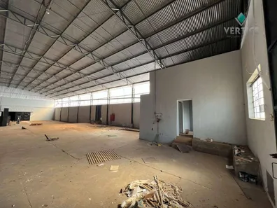 Galpão / Depósito / Armazém para alugar, 2118m² no Centro, Mirassol