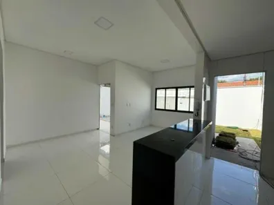 Casa com 3 Quartos à venda, 99m² no Saci, Teresina