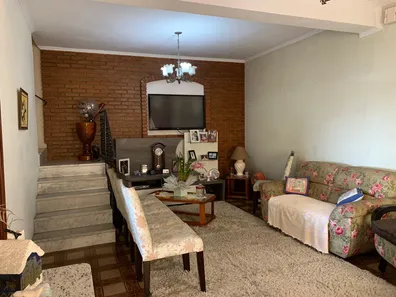 Sobrado com 2 Quartos à venda, 143m² no Centro Alto, Ribeirão Pires