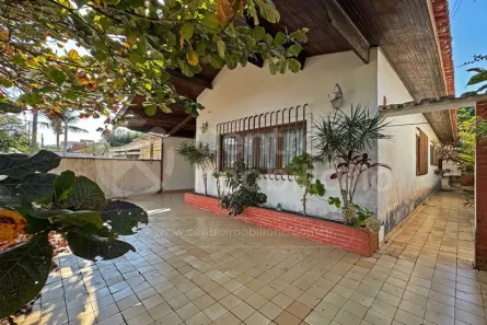 Casa com 3 Quartos à venda, 166m² no Balneario Continental, Peruíbe