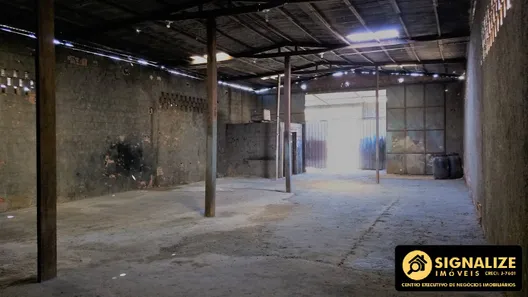Galpão / Depósito / Armazém para alugar, 400m² no Jardim Peró, Cabo Frio