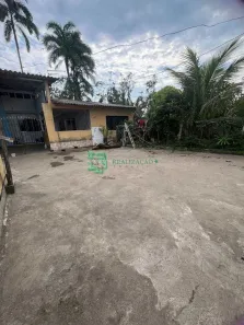 Fazenda / Sítio / Chácara com 4 Quartos à venda, 200m² no Jardim Aguapeu, Itanhaém