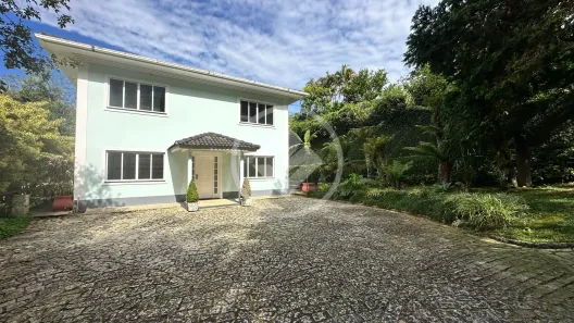 Casa de Condomínio com 3 Quartos à venda, 270m² no Parque do Imbui, Teresópolis