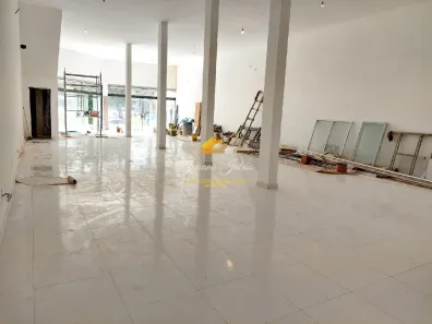 Loja / Salão / Ponto Comercial para venda ou aluguel, 240m² no Costazul, Rio das Ostras