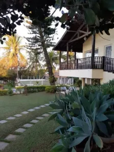 Fazenda / Sítio / Chácara com 2 Quartos à venda, 2600m² no Balneário Riviera, Americana