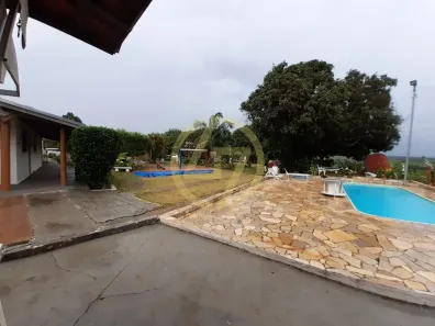 Fazenda / Sítio / Chácara com 4 Quartos à venda, 300m² no Aterradinho, Alambari