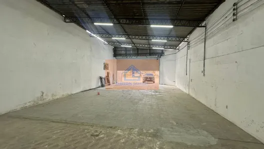 Galpão / Depósito / Armazém para alugar, 180m² no Ipsep, Recife