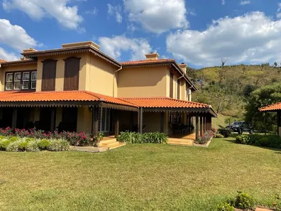 Fazenda / Sítio / Chácara com 7 Quartos à venda, 1000m² no , São Joaquim de Bicas