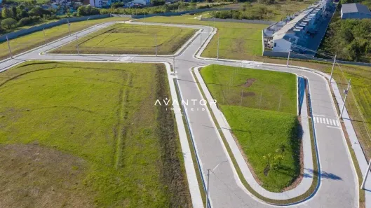 Terreno / Lote / Condomínio à venda, 393m² no São José, Santa Maria