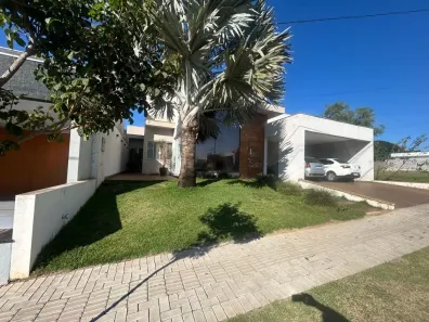 Casa de Condomínio com 3 Quartos à venda, 238m² no Jardim Paraíso, Maringá