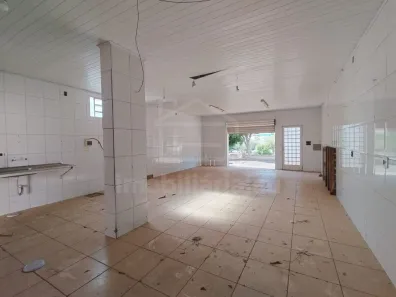 Loja / Salão / Ponto Comercial para alugar, 130m² no Chácara Braz Miraglia, Jaú