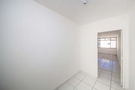Conjunto Comercial / Sala à venda, 42m² no Centro, Juiz de Fora