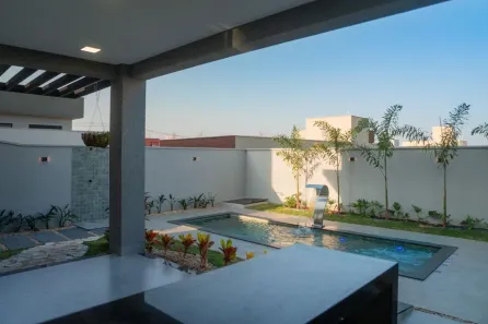 Casa de Condomínio com 3 Quartos à venda, 269m² no Jardins Nápoles, Senador Canedo