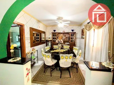 Fazenda / Sítio / Chácara com 3 Quartos para alugar, 400m² no Água Comprida, Bragança Paulista