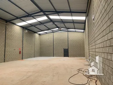 Galpão / Depósito / Armazém com 1 Quarto à venda, 216m² no Jardim Canadá, Nova Lima