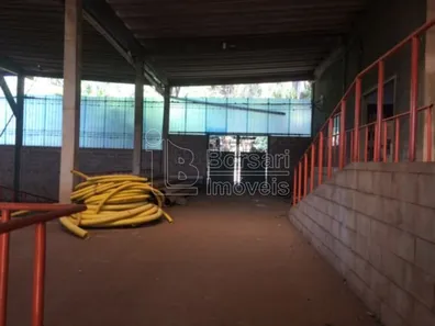 Galpão / Depósito / Armazém à venda, 300m² no Jardim Ártico, Araraquara